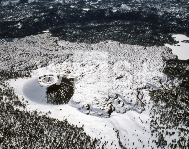 ｜ラッセン火山国立公園「シンダー・コーン」