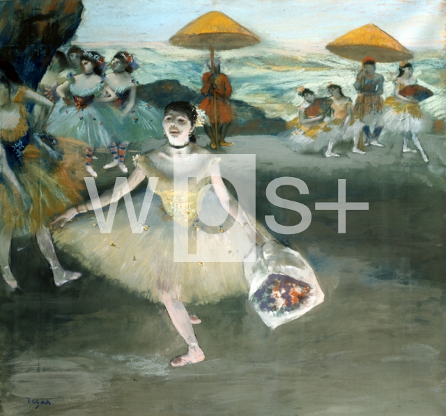 DEGAS Edgar (Hilaire Germain Edgar de)｜舞台で花束を持って挨拶する踊り子