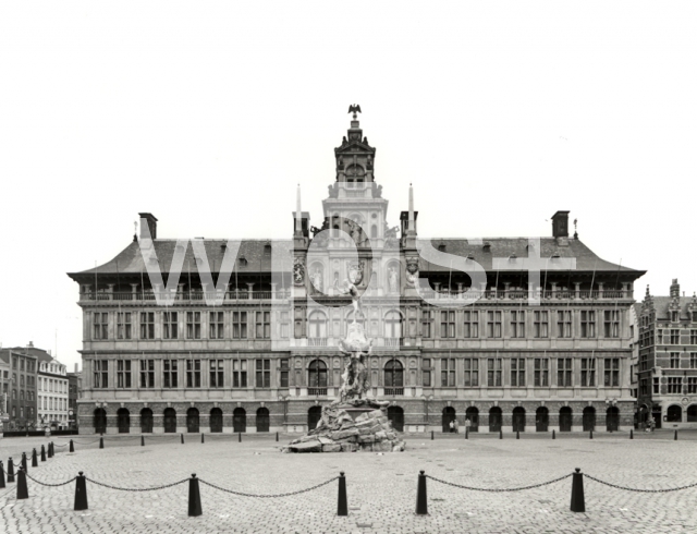 FLORIS DE VRIENDT Cornelis｜アントウェルペン市庁舎
